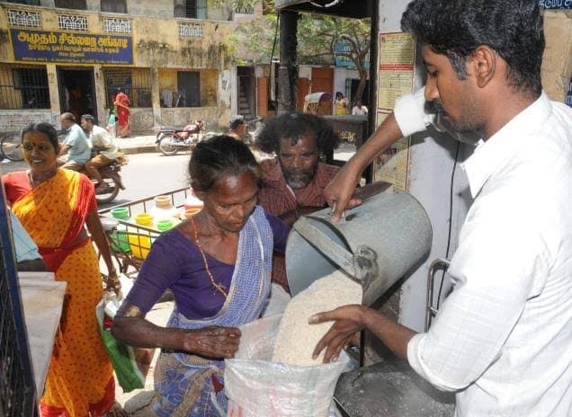 *ரேஷன் கடைகளில் நாளை முதல் வெங்காயம்.*